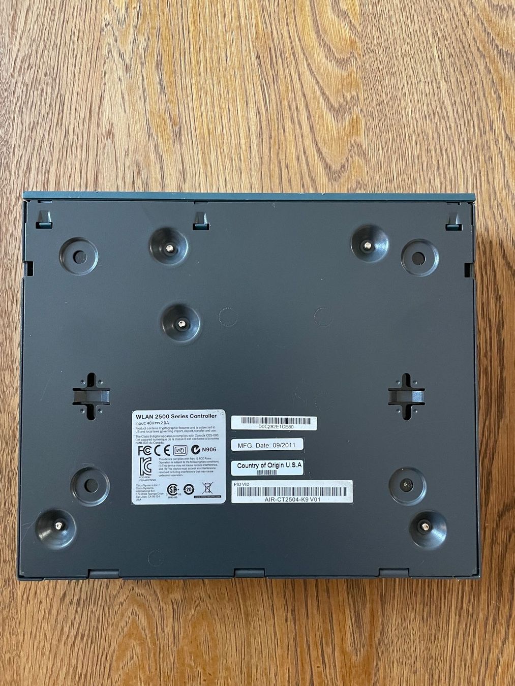 Cisco Modems & Router: Cisco 2504 Wireless LAN Controller mit 25 Lizenzen! – Gebraucht aus Bülach von tiagodcc 1