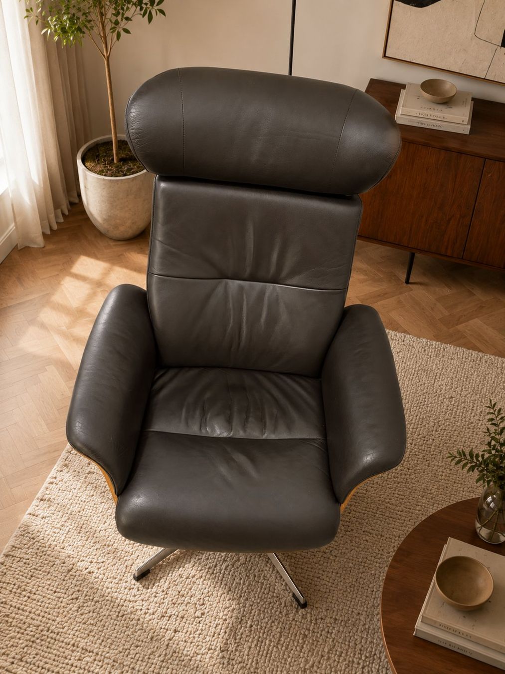 Poltrone: Conform Time Out Relaxsessel + Ottoman, Leder braun – Usato da Biasca venduto da Nicolas.Ney 1