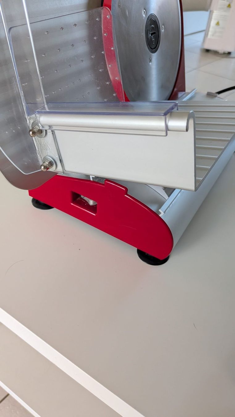 Ohmex Elettrodomestici da cucina: Slicer / Schneidemaschine – Usato da Bonstetten venduto da Johanne_Lamalle 2