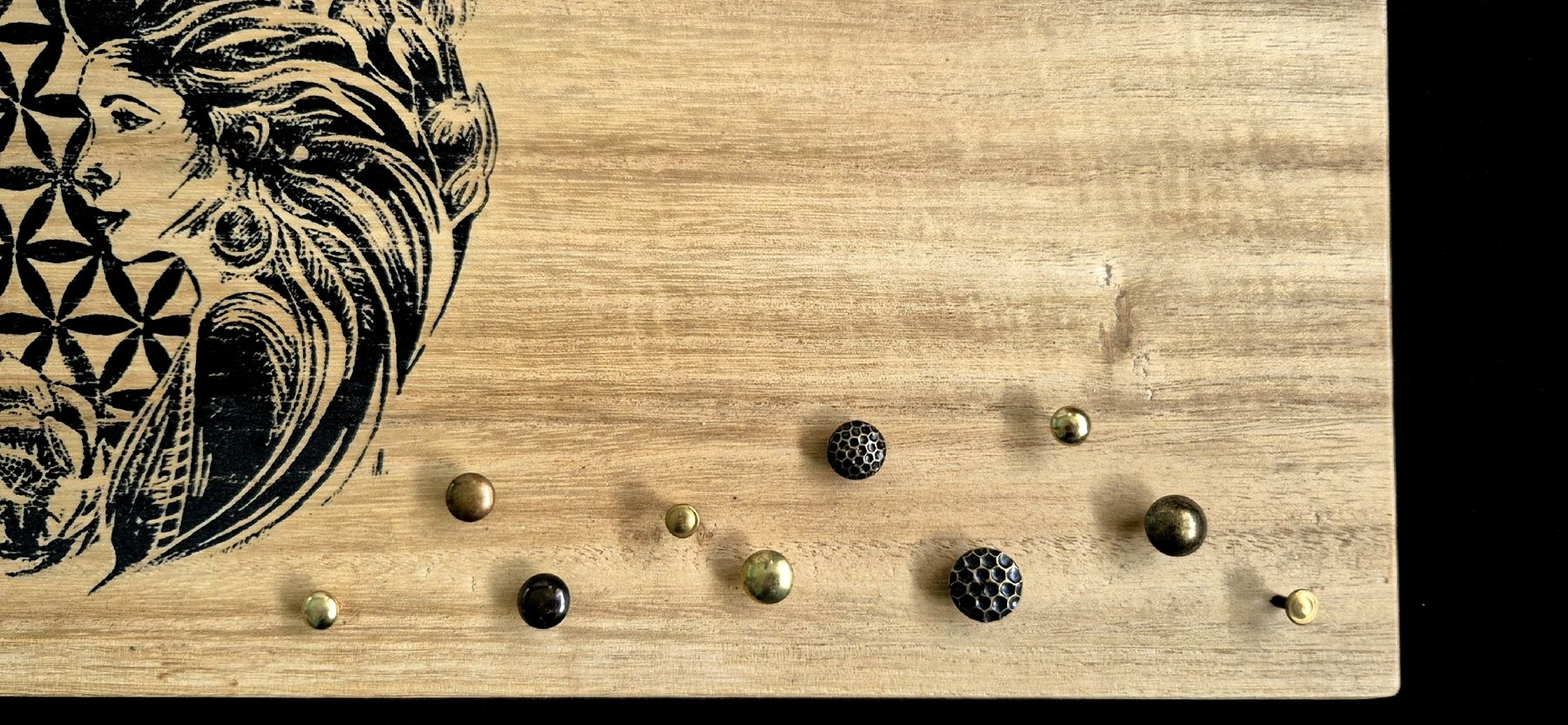 Foto & Immagini: Schmuckdisplay Blume des Lebens • handgemachter Linolschnitt – Nuovo (secondo la descrizione) da Bern venduto da Fuxji17 6