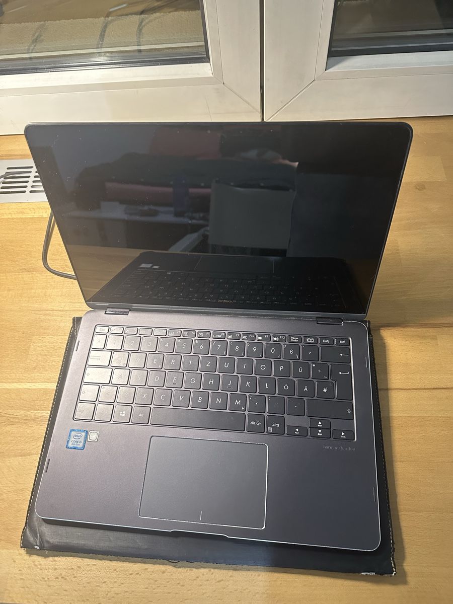Asus Notebook: ASUS Zenbook Pro 2018 – Usato da Zürich venduto da justus_grabowsky