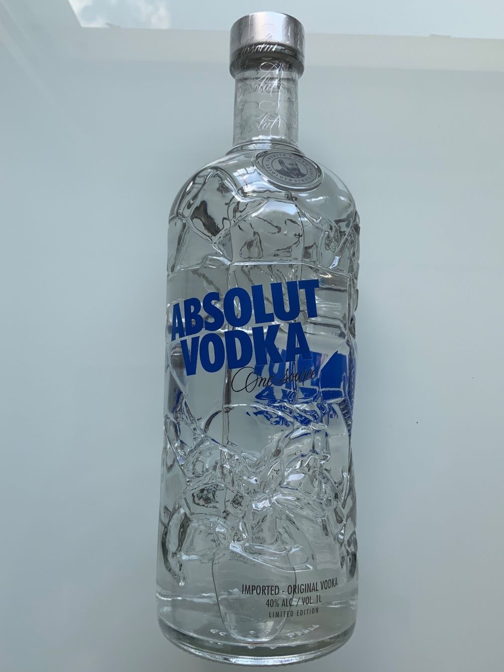 Absolut Vodka Spirituosen: Absolut Vodka Recycled “One Source” / Limited Edition – Neu und originalverpackt aus Zürich von Matz2001