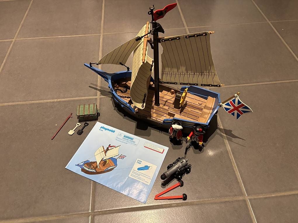 Playmobil 5140 Rotrock Kanonensegler (Gebraucht) in Riaz für CHF 15 ...