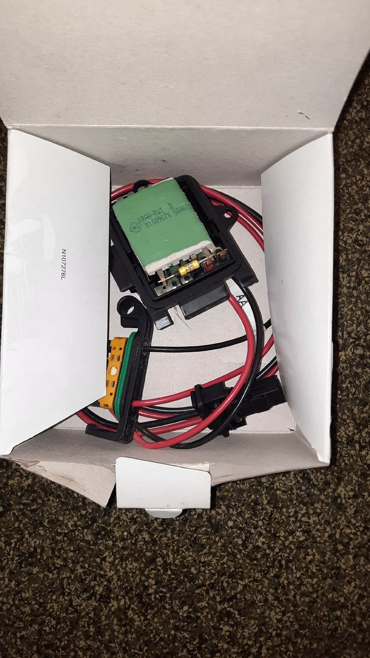 Elektronikbauteile: 7701208226 Heizwiederstand – Neu und originalverpackt aus Zürich von DDAParts