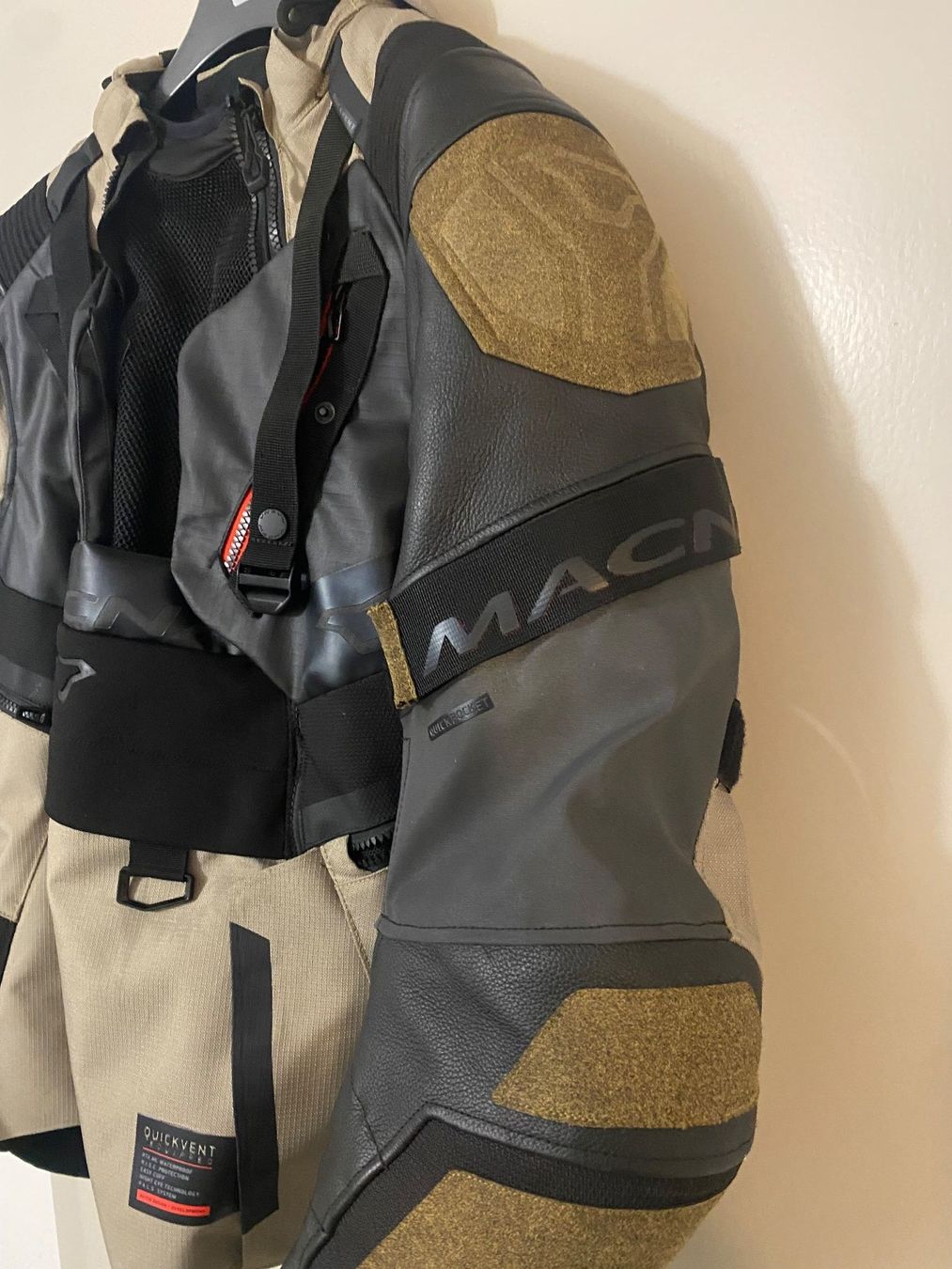 Vestes: Macna Tryton NightEye-M Schwarz/Olive, Textil/Leder – Neuf (Voir description) à Luzern par noa_p6l2 3