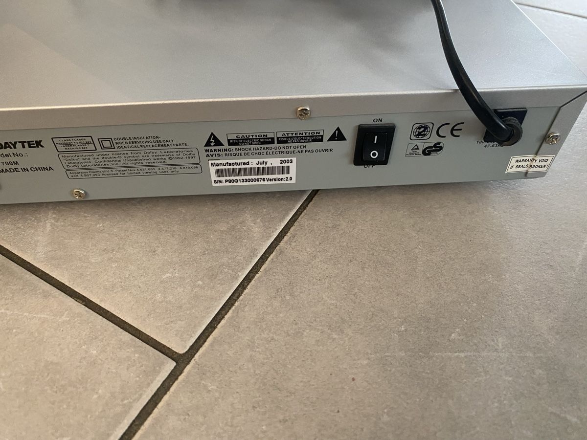 Tutti i DVDs: Daytek DVD Player Model M 700M – Usato da Hünenberg See venduto da lar_9zjk 2