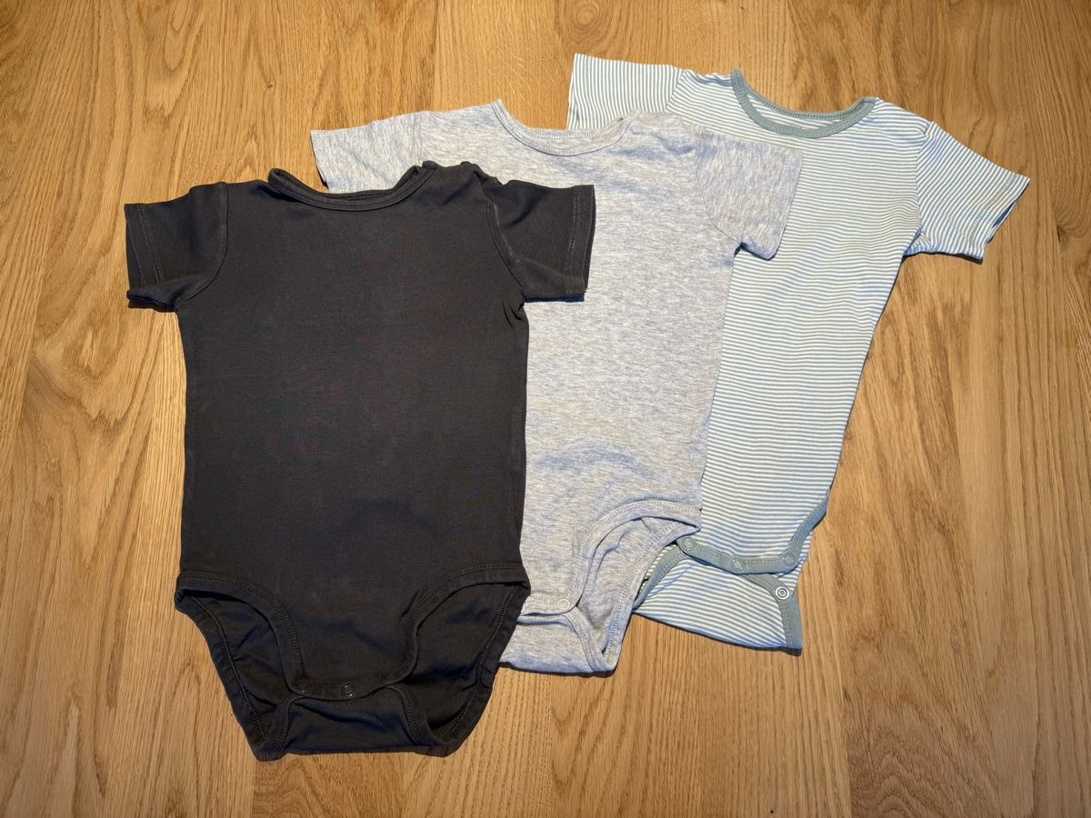 H&M Lotti & Set di vestiti: Kleiderpaket in Grösse 92 von H&M und PUSBLU – Usato da Bolligen venduto da nic_sk8y 2