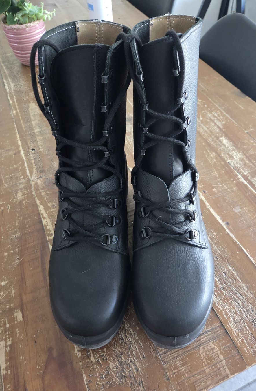 Chaussures hommes: Bottes armée Suisse – Neuf (Voir description) à Châtillon JU par yxas94 1