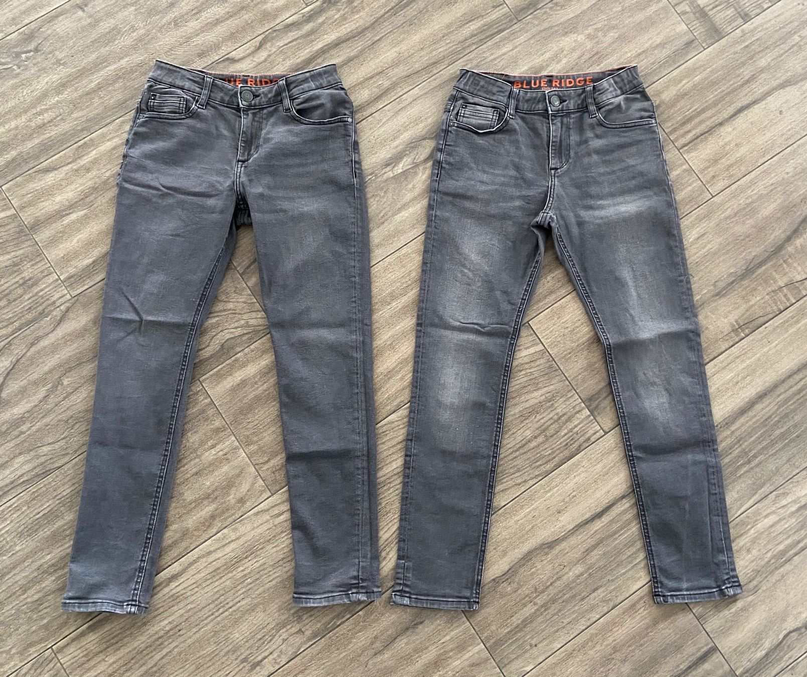 We Pantaloni: 2x Blue Ridge Regular Fit Jeans - Grösse 146 – Usato da Pfäffikon ZH venduto da Mihu79 1
