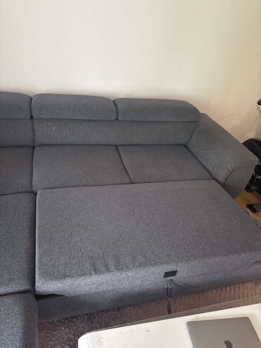 Divani: Gemütliches Ecksofa mit Schlaffunktion und Stauraum – Usato da Winterthur venduto da dze_8ll6 5