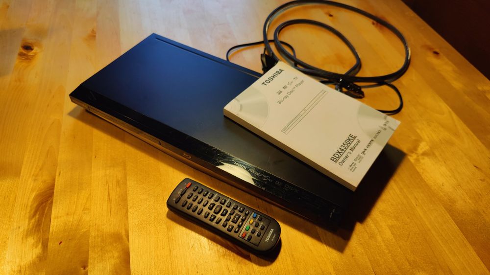 3D Blu ray DVD Player mit Fernbedienung und HDMI Kabel Kaufen auf Ricardo