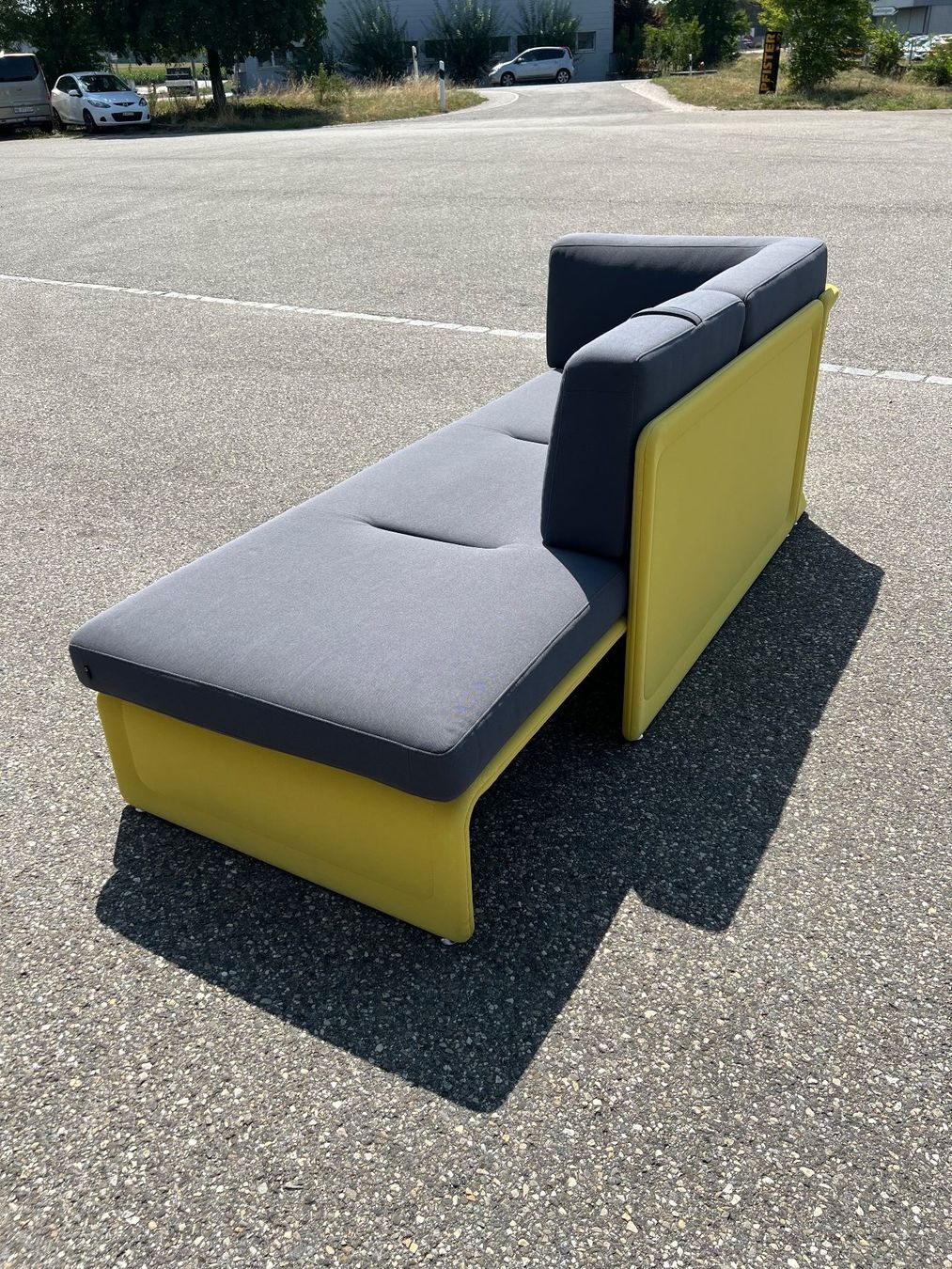 Fermob Sofas: 061 FERMOB Bellevie 3-Sitzer Sofa – Gebraucht aus Wangen an der Aare von TBYN 4