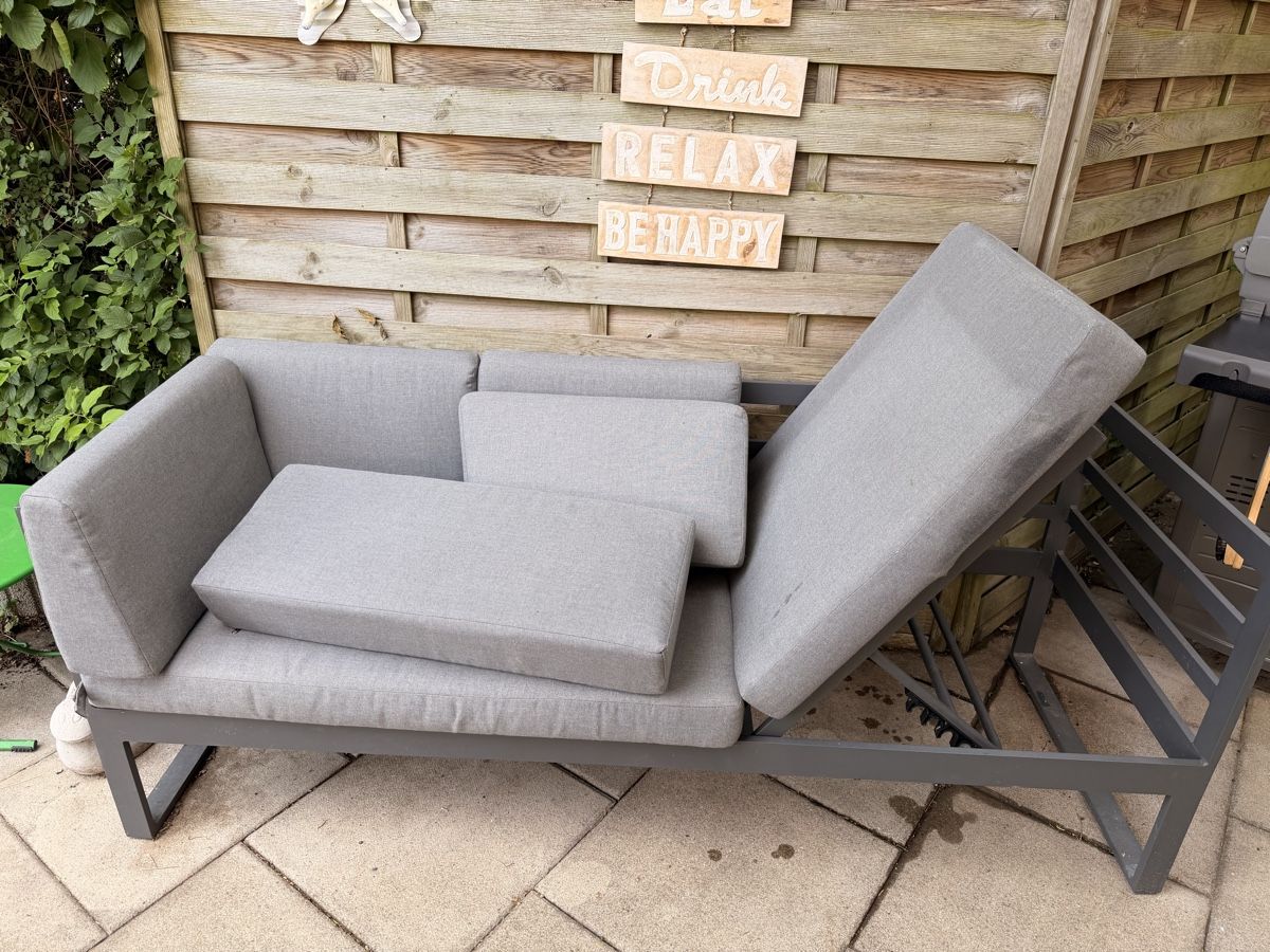 Livique Liegen & Liegestühle: Gartensofa grau (Aluminium Gestell) gebraucht – Gebraucht aus Zürich von easton1990 3