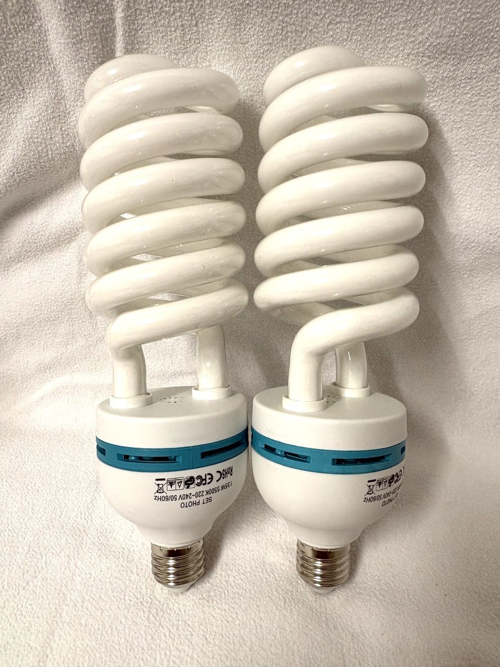 Lampade: Glühbirnen - 2 Stück - E27 -135W - NP: CHF 75.00 – Nuovo e nell'imballaggio originale da Glattbrugg venduto da Ariel012 1