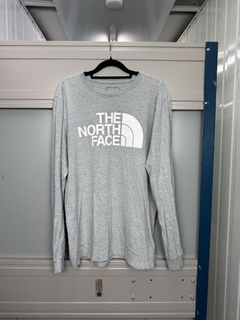 The North Face longsleeve