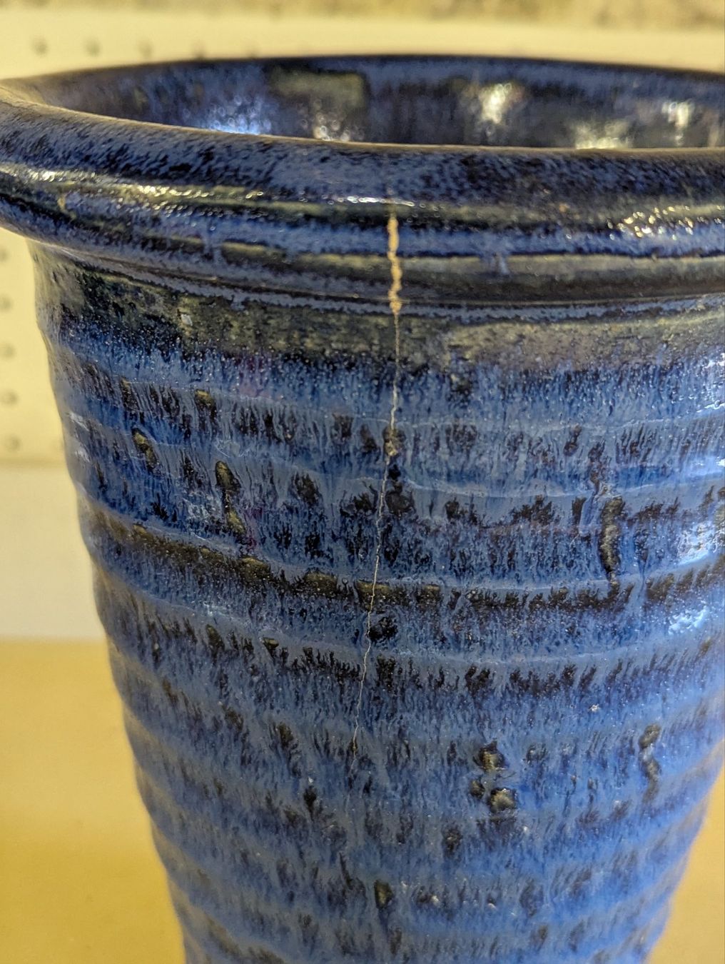Blumentöpfe: Blauer Keramik Blumentopf 21cm hoch – Gebraucht aus Goldingen von YouAreMySunshine 2
