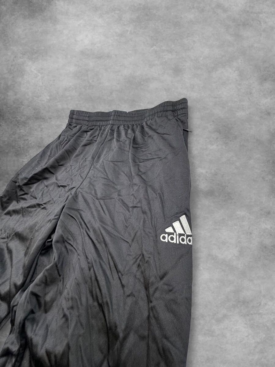 Adidas Pantaloni: Adidas sweatpants – Usato da Erlinsbach SO venduto da TogaResell 1