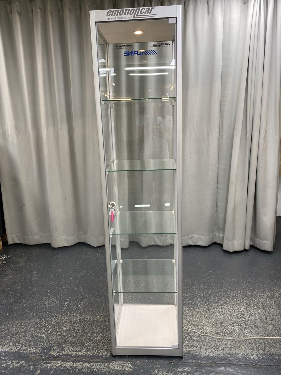 Vitrines: Glasvitrine beleuchtet  – D'occasion à Hägglingen par Karin0802