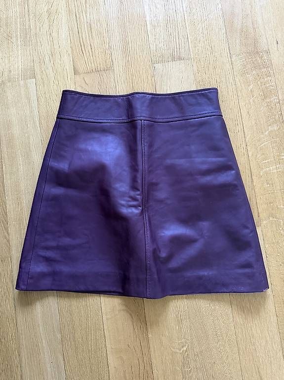 Sezane Röcke: Sezane Leder Rock Bordeaux – Gebraucht aus Zug von Katenths