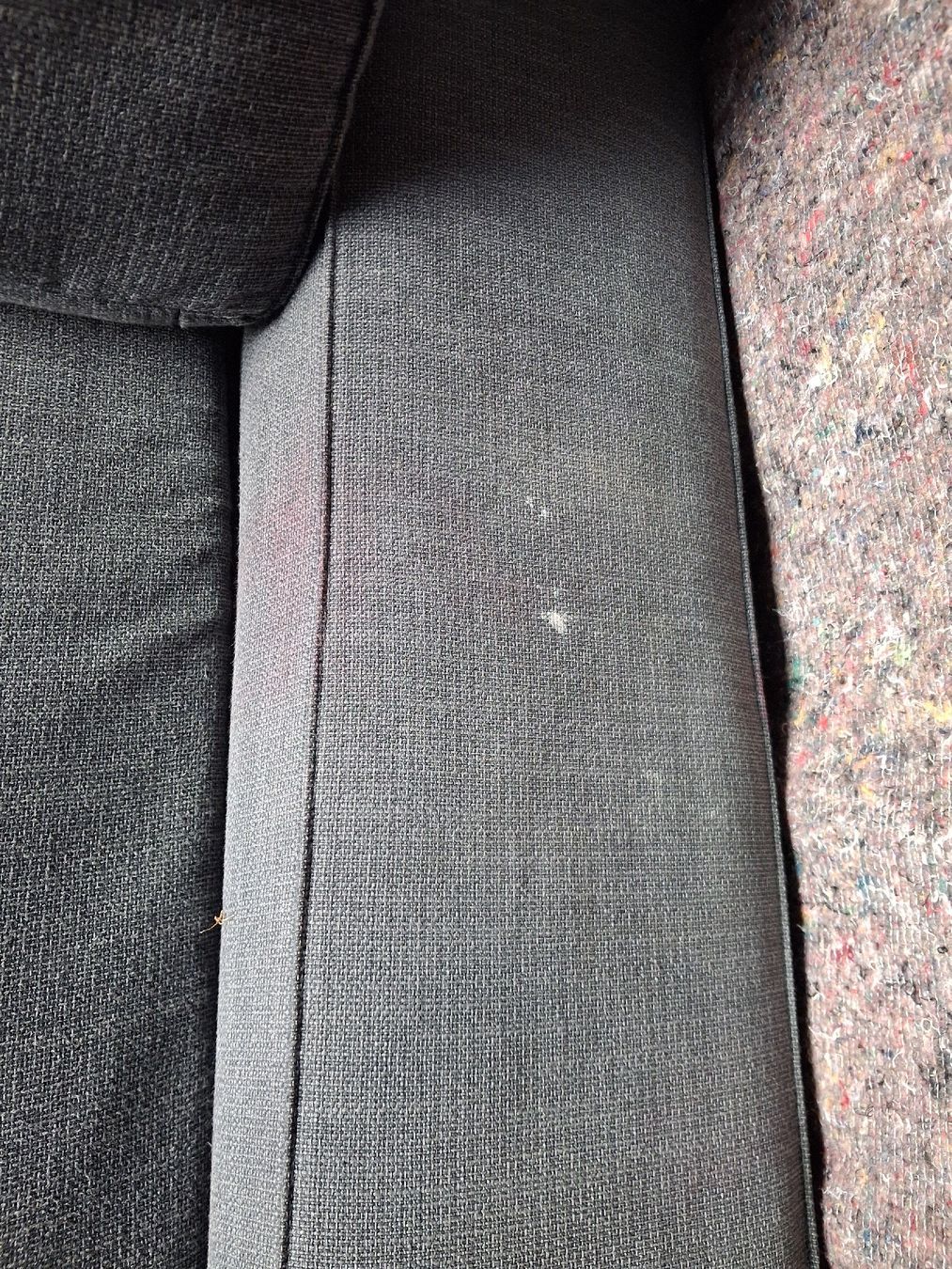 Sofas: Sofa grau 2-Plätzer guter Zustand – Gebraucht aus Neuhausen am Rheinfall von Shine7878 3