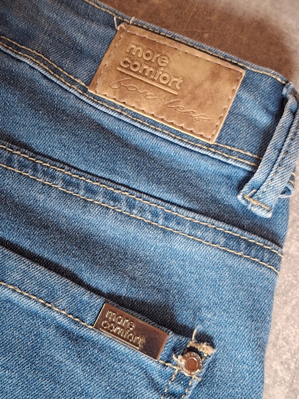 Jeans: Pantalon jeans taille 32 marque Chicorée 72% coton – Usato da Villiers venduto da san_jn5w 5