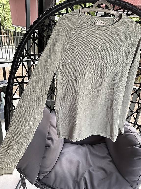 Pullover & Sweatshirts: Dünner Pullover – Gebraucht aus Zürich von muz_2sy7 2