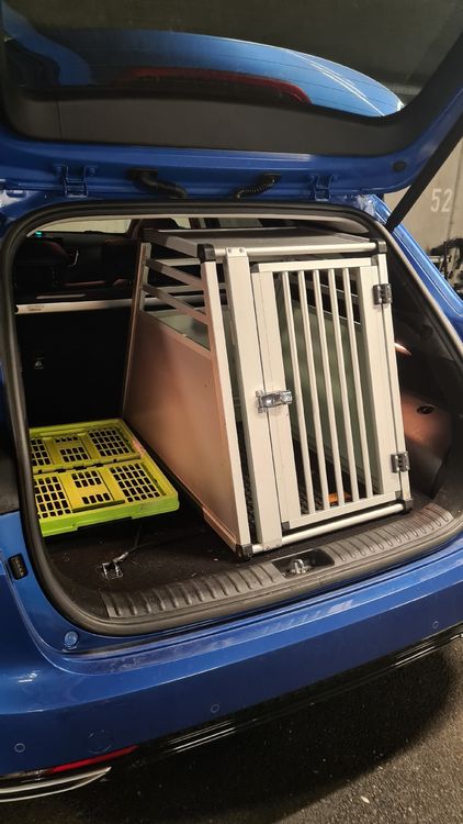 Alu Hundebox Transportbox (Gebraucht) in Felsberg für CHF 92 – nur ...