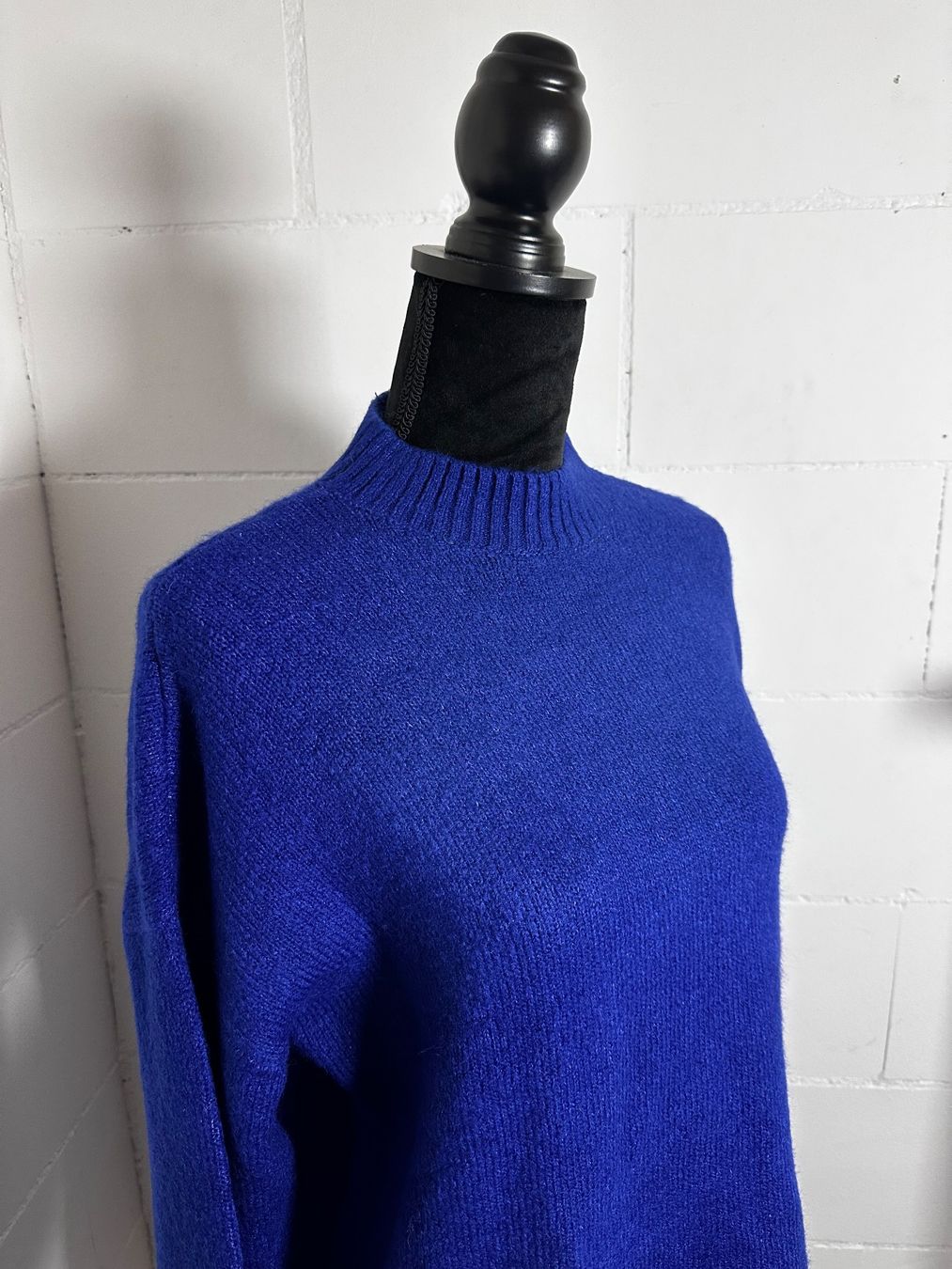 Maglioni & Felpe: Pull Vero Moda bleu roi col montant maille taille M – Usato da Préverenges venduto da whothefreshisfxck 1