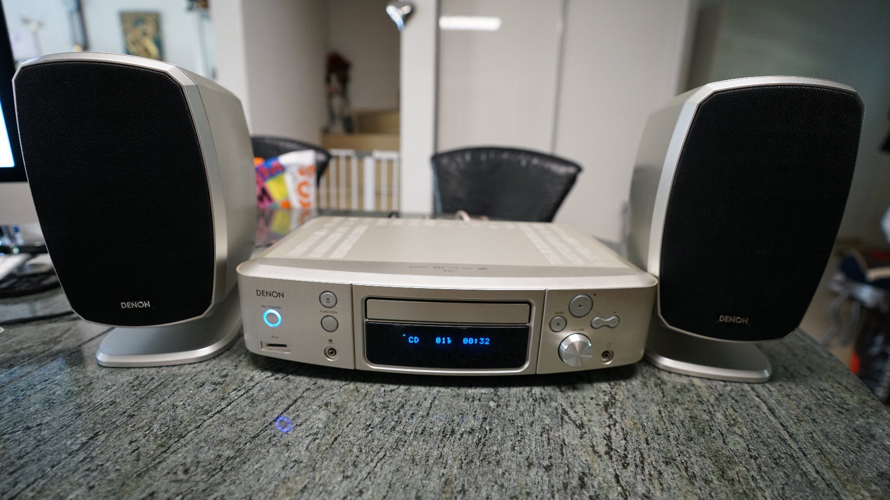 Denon S-81 (D'occasion) à Kollbrunn pour CHF 100 – avec