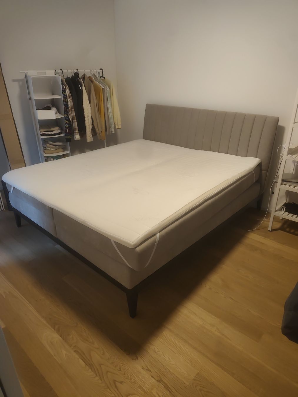 Mömax Betten: Boxspringbett NOLA von Mömax – Gebraucht aus Kloten von cis_dj99