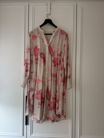 Gustav Hemdblusenkleid floral beige rot Grösse 40
