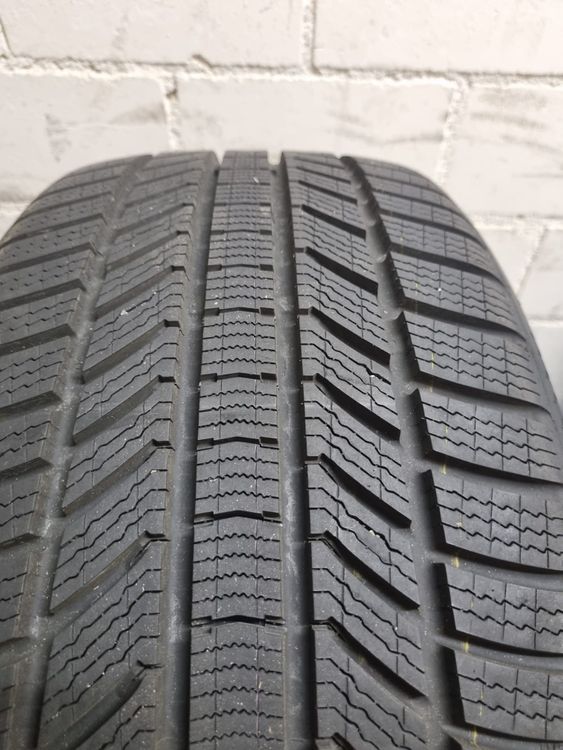 255 40 R20 Winterreifennull