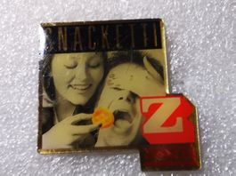 Ansteckpin 14: Zweifel Snacketti