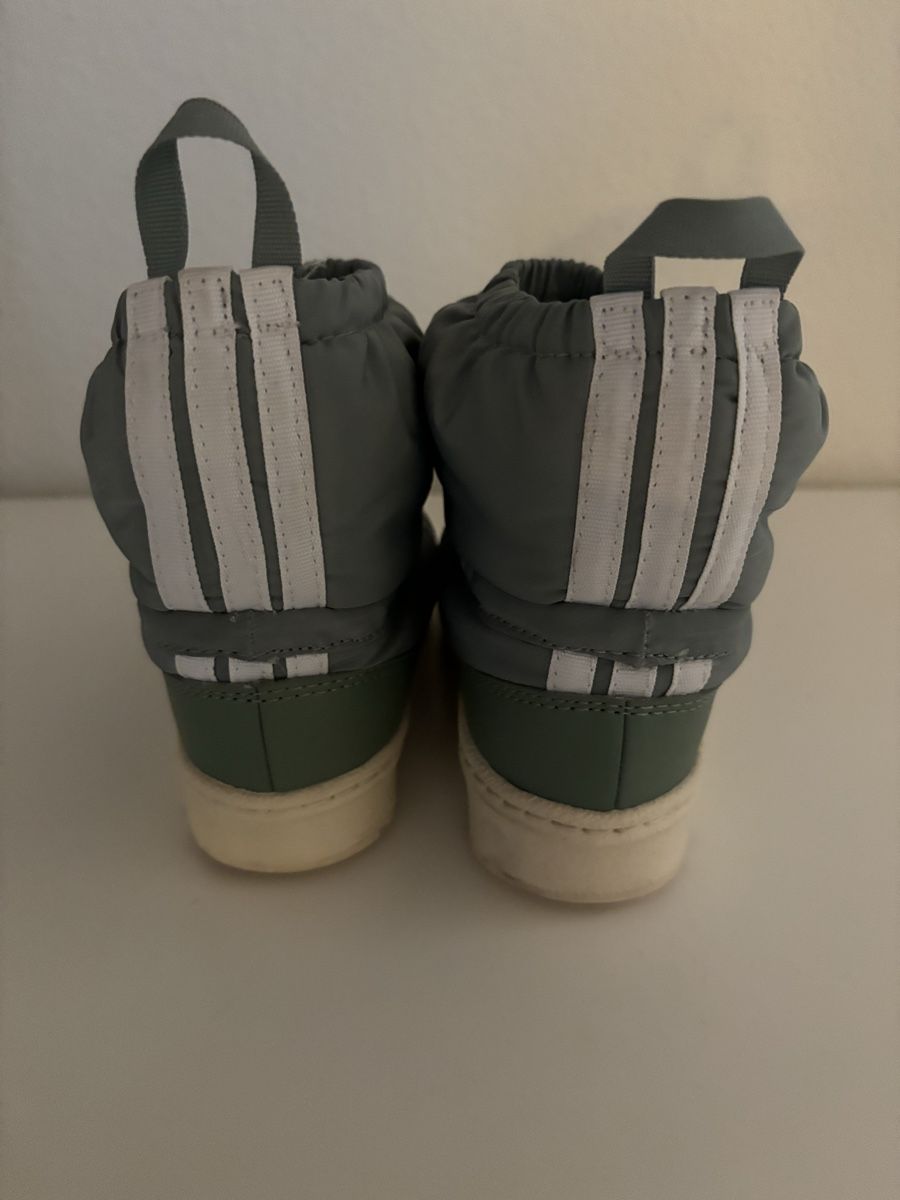 Adidas Scarpe per ragazzi: Adidas Snowboot – Nuovo (secondo la descrizione) da Aesch BL venduto da Kliana 2