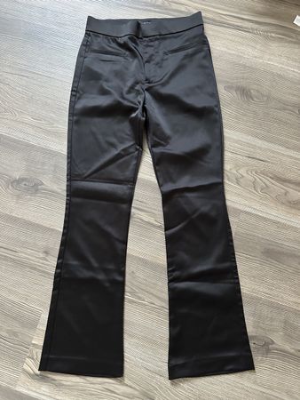 Hose/ Anzugshose Zara in Satin-Optik Gr. Xs