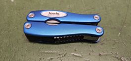 Neuwertiges, blaues Multitool, Schreinerei Hirschi Rohrbach