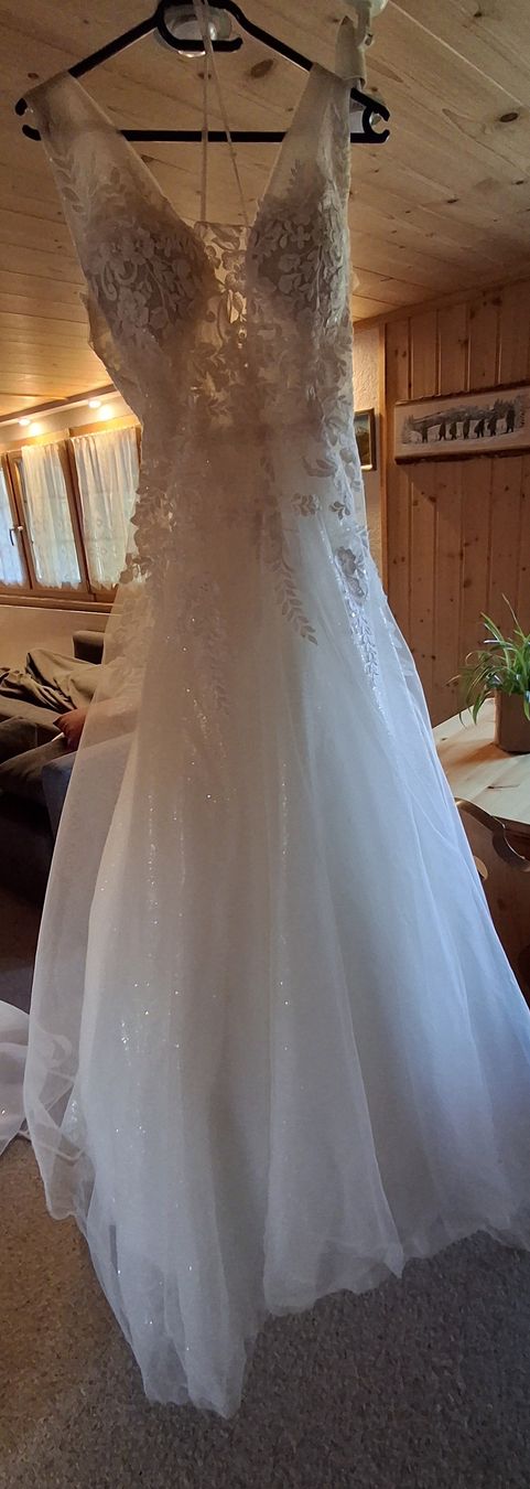 Vestiti: Wunderschönes Brautkleid – Usato da Urnäsch venduto da Seppli01 1