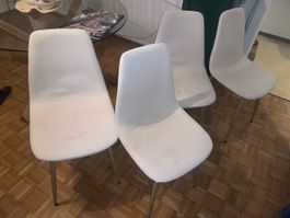4 Stühle