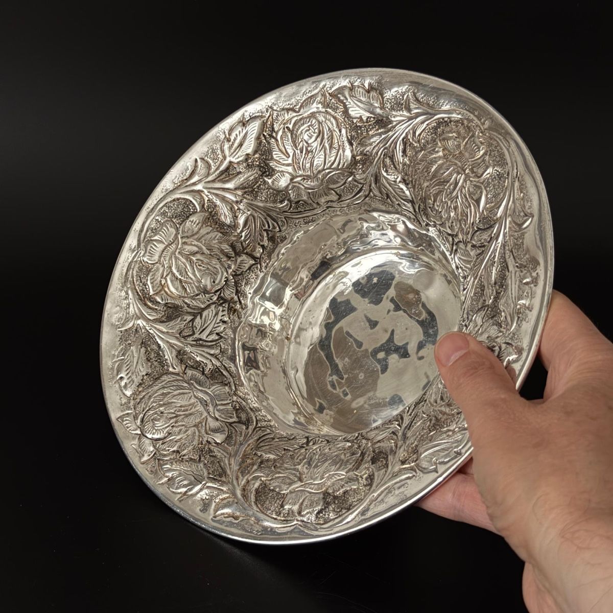 Schalen: Versilberte Schale auf Kugelfüsse – Gebraucht aus Luzern von downtonabbey 6