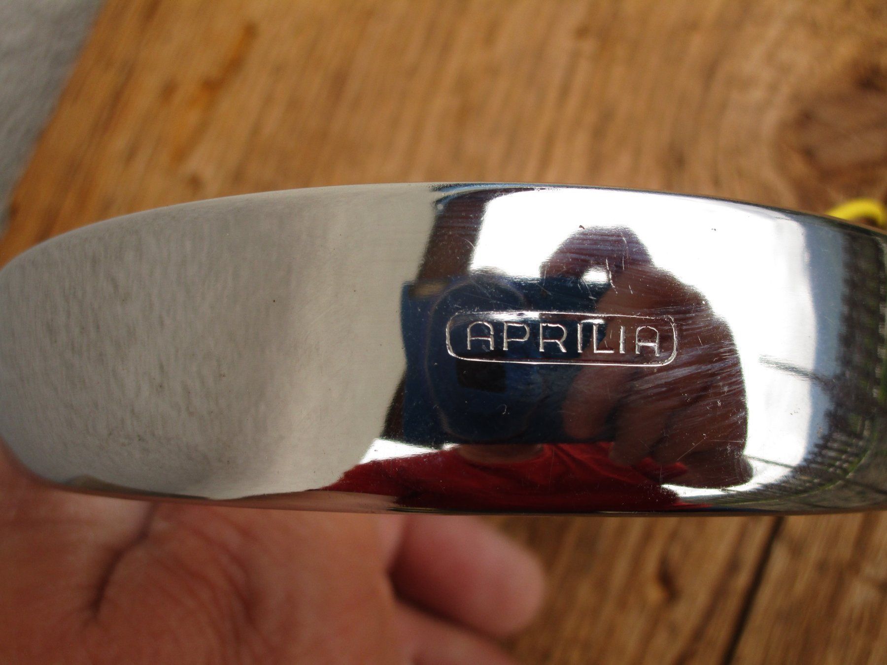 Aprilia Ciclomotori: Anneau Aprilia – Nuovo e nell'imballaggio originale da Leytron venduto da ACLEONARD01 4