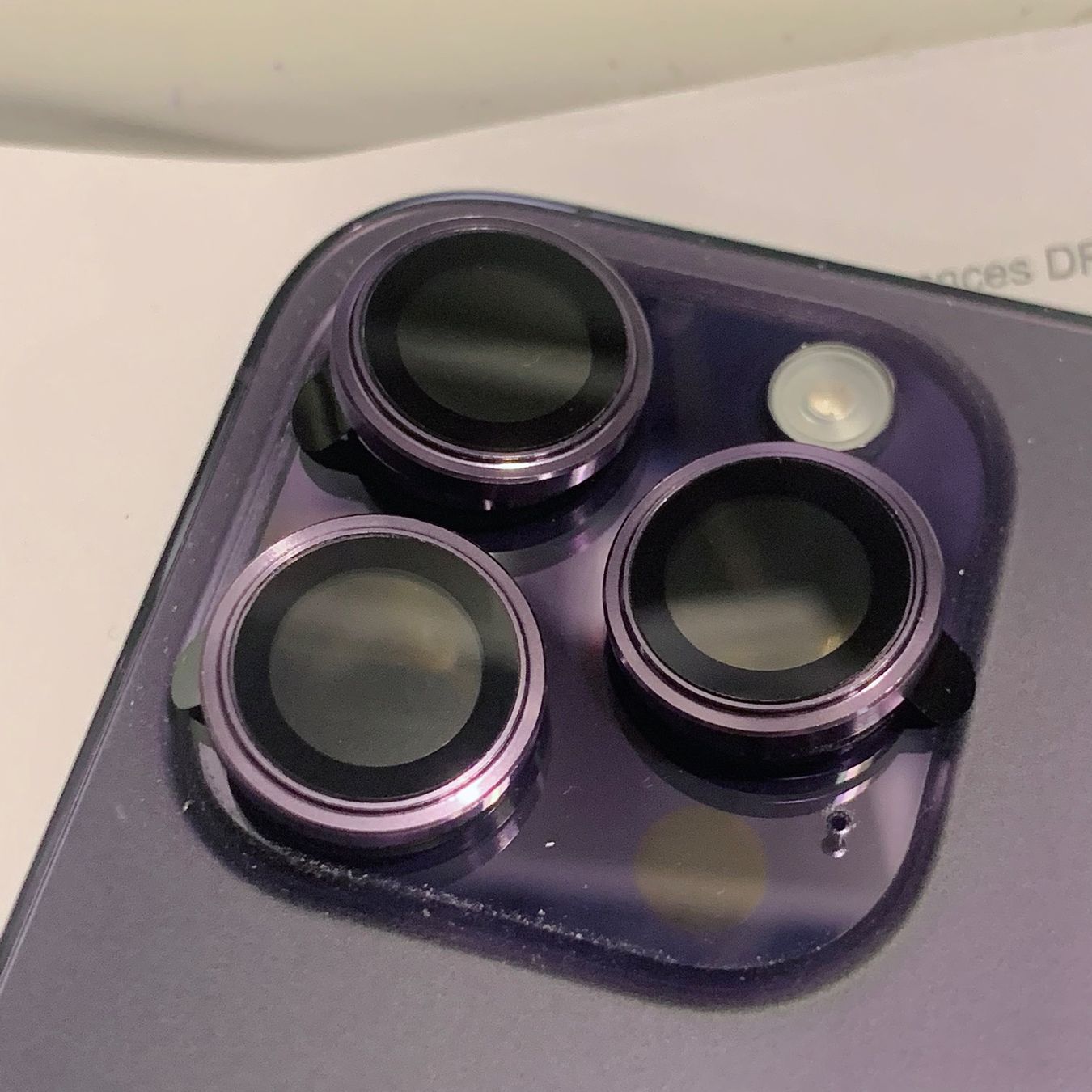 Cover & Protezioni schermo: Kit protection caméra arrière iphone 14 pro Max/14pro – Nuovo e nell'imballaggio originale da Morges venduto da DigiAC 4
