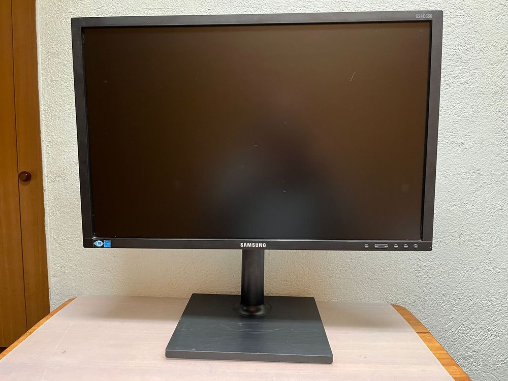 Samsung 24 Zoll Monitor | Kaufen auf Ricardo