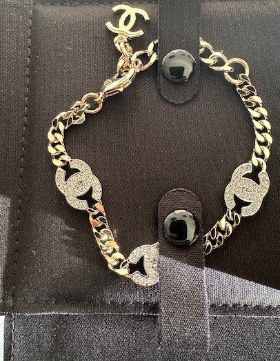 Chanel Bracciali & Braccialetti: Chanel Armband – Nuovo e nell'imballaggio originale da Winterthur venduto da chanel_love
