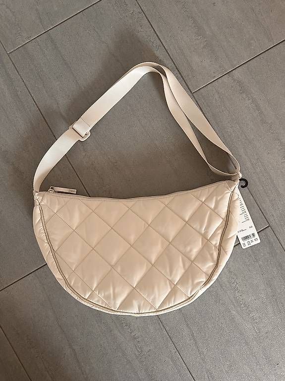 Taschen: Uniqlo tasche – Gebraucht aus Rümlang von TJDG