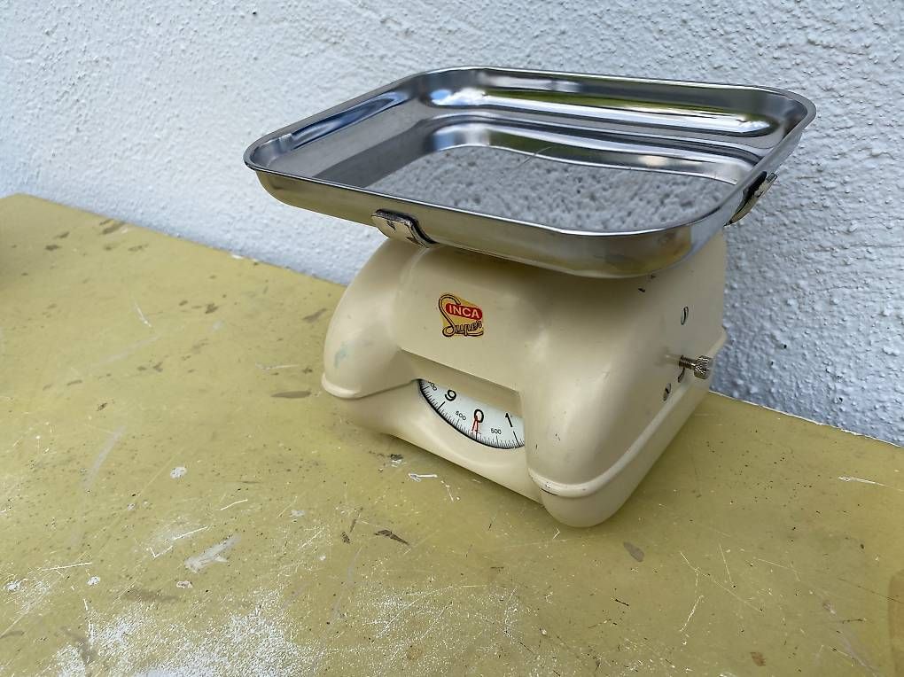 Lyssex Bilance e pesi: Waage Küchenwage Inca vintage – Usato da Bern venduto da ToysPlusVintage 1
