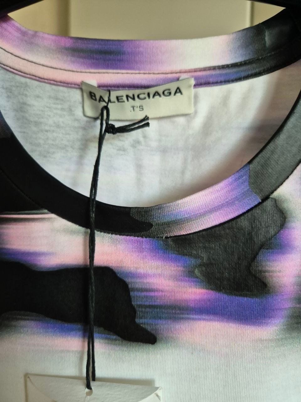 Balenciaga Top: Balenciaga T-Shirt / Top – Nuovo (secondo la descrizione) da Oberglatt ZH venduto da stmark3 3