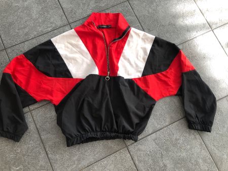 Sportliche Übergangsjacke Gr. XS rot/weiss/schwarz