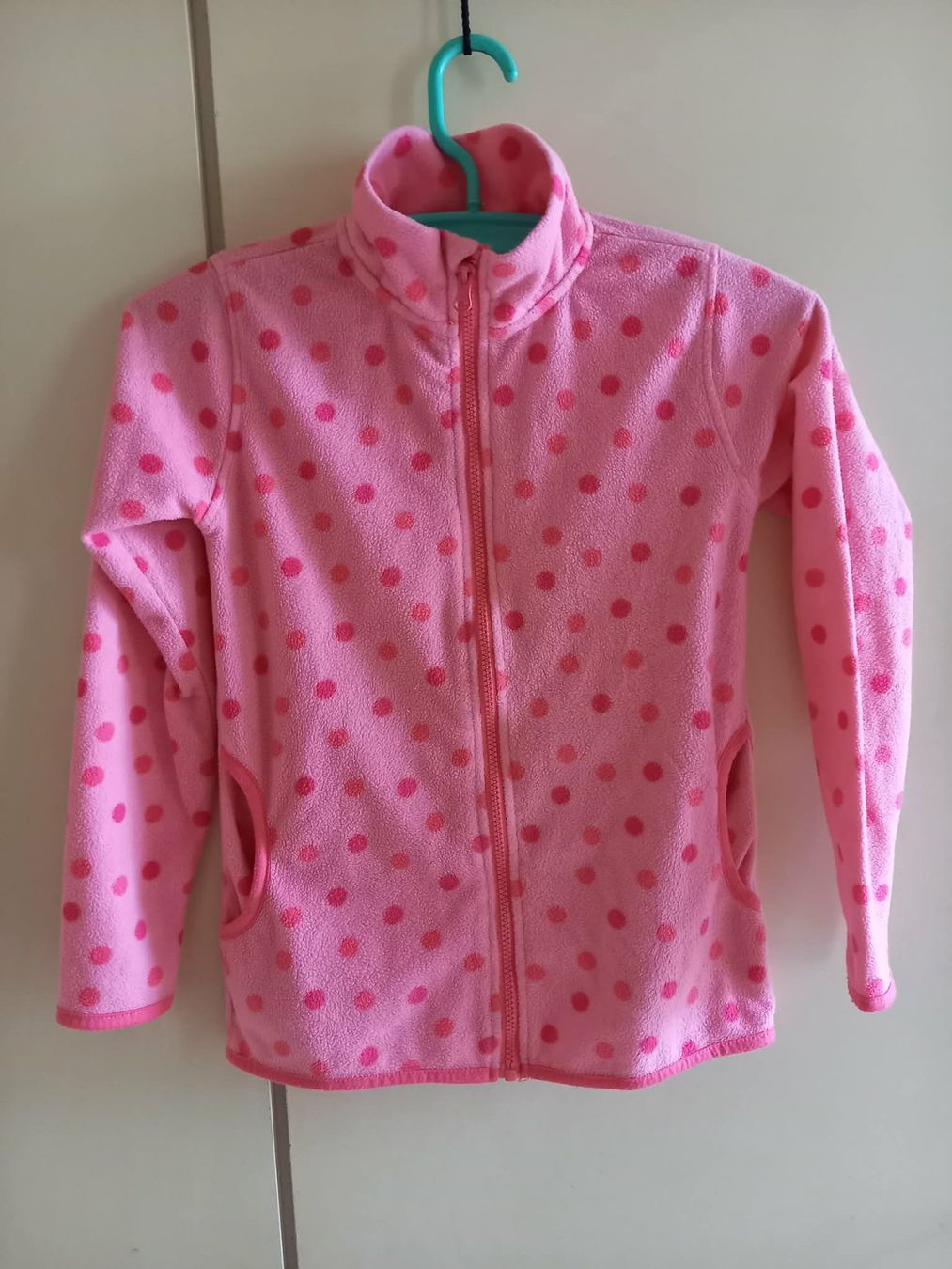 Lotti & Set di vestiti: Kinder Jacke, Pulli, Pyjama Gr 140 – Usato da Möhlin venduto da Simba4871 2