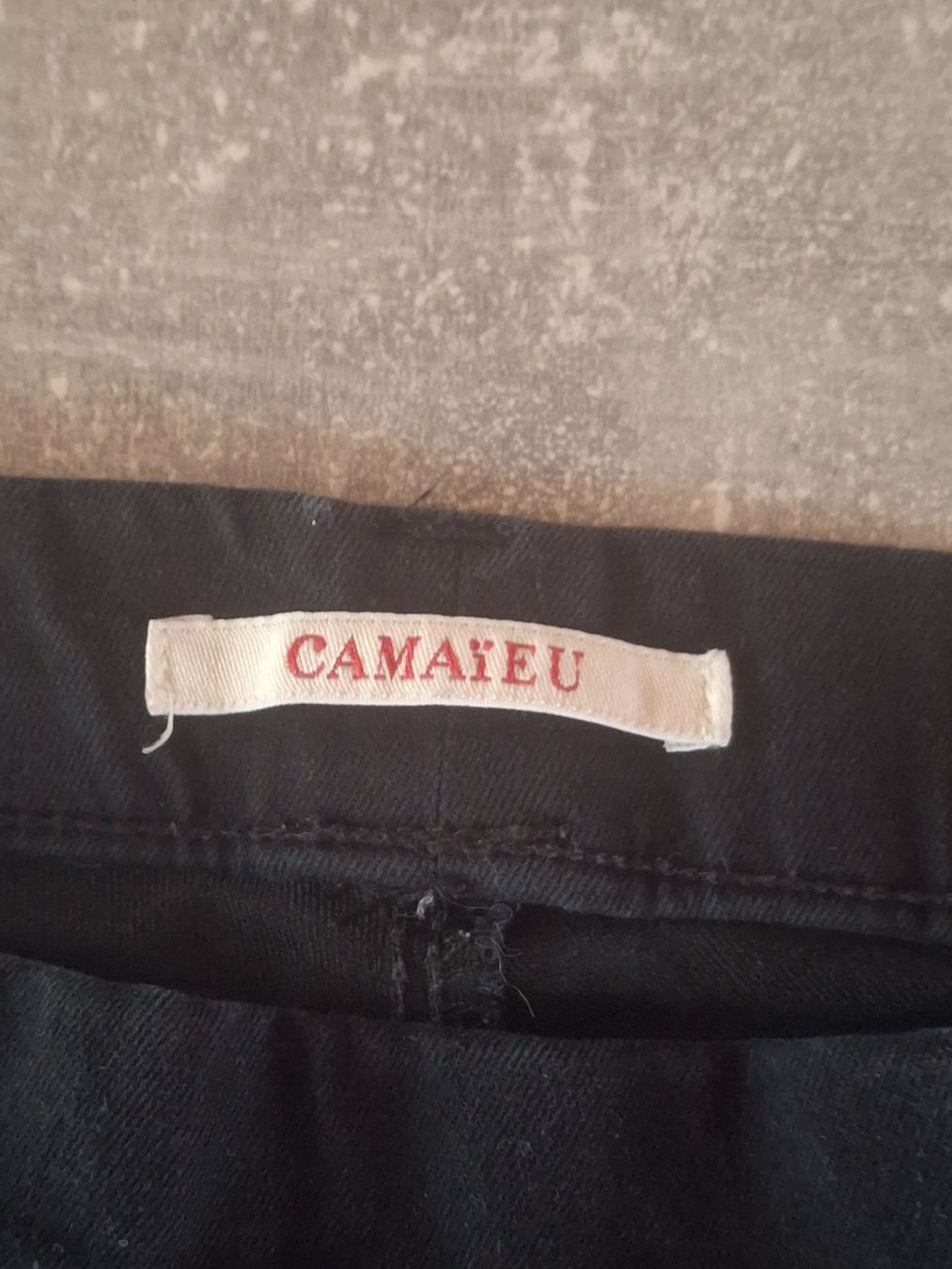 Pantaloni: Pantalon taille élastique grandeur 40 marque Camaïeu – Usato da Villiers venduto da san_jn5w 5