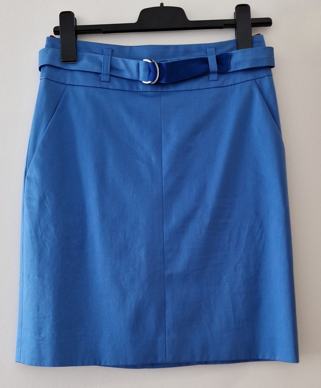 Hugo Boss Gonne: Rock Hugo Boss – Usato da Kriens venduto da natalia.lang